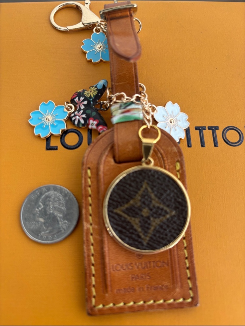 Authentic Louis Vuitton
Vachetta Bag Charm,Upcycled LV Charm, butterfly, flowers - Picture 7 of 7